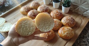 بريوش بكريمة الشكلاط بدون بيض
